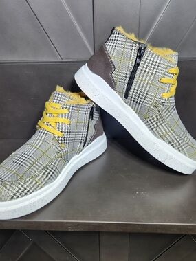 Romika Helsinki Plaid Boots With Yellow Faux Fur EU39 US Womens 8-8.5 Men 6-6.5